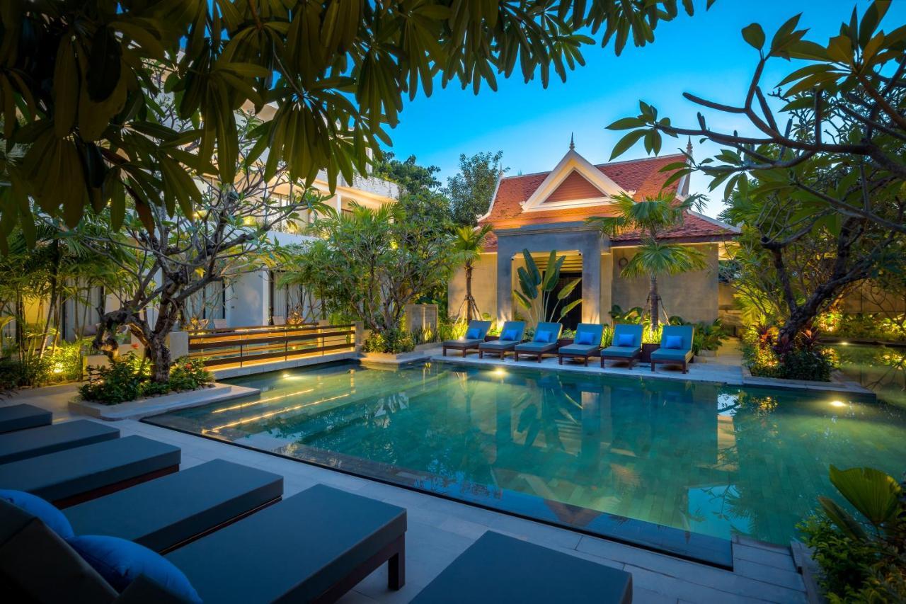 Eightfold Urban Resort Siem Reap Zewnętrze zdjęcie The hotel's swimming pool