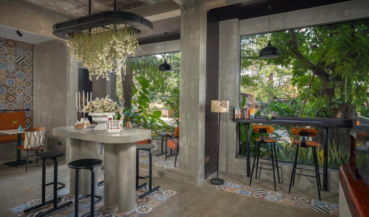 Eightfold Urban Resort Siem Reap Zewnętrze zdjęcie The interior of the restaurant
