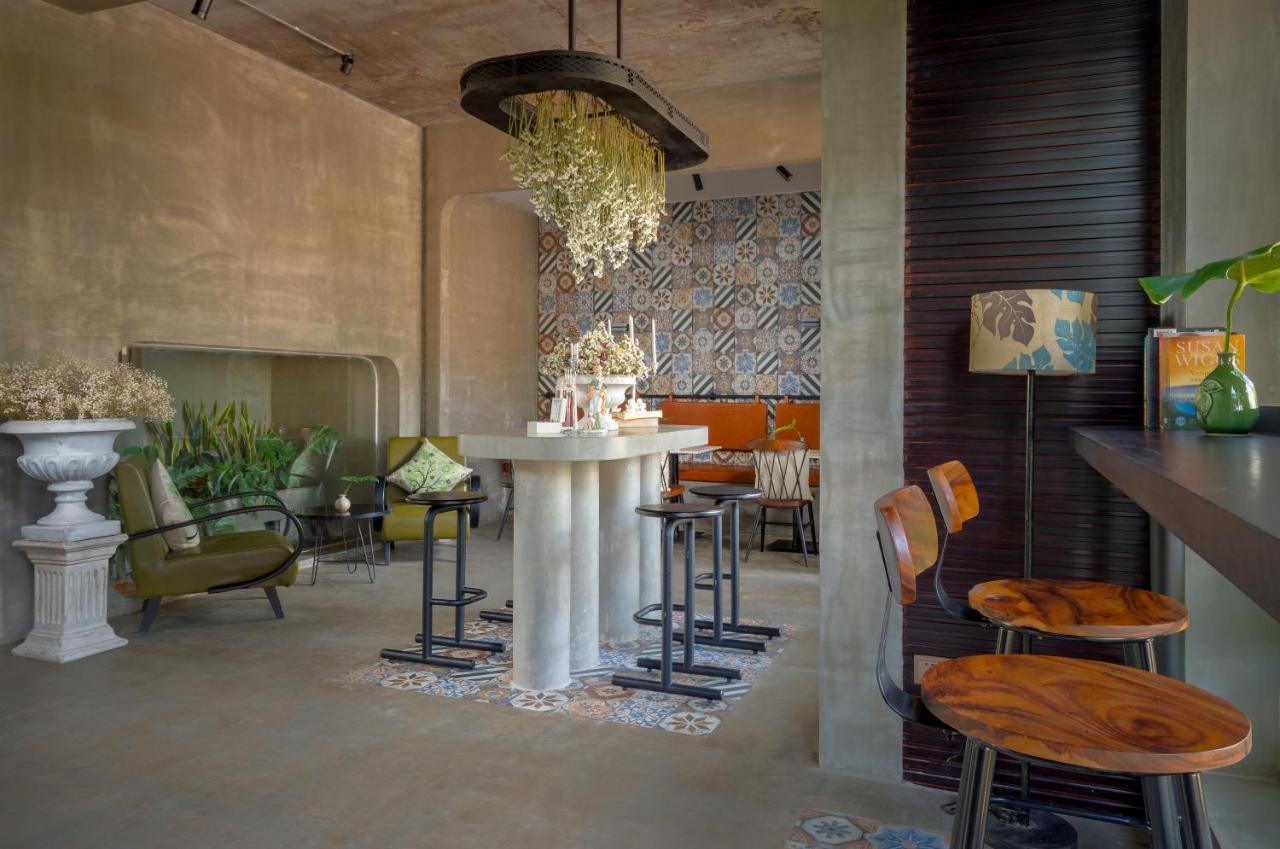 Eightfold Urban Resort Siem Reap Zewnętrze zdjęcie The interior of the restaurant